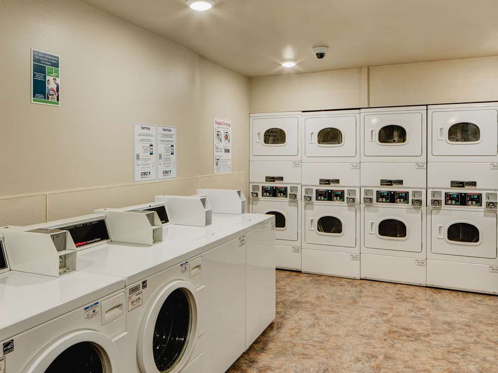 Williamsburg Value Place Orlando, Fl מתקנים תמונה